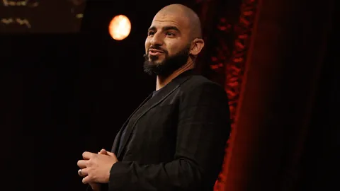 科林·贝尔被任命为中国U20女足主教练